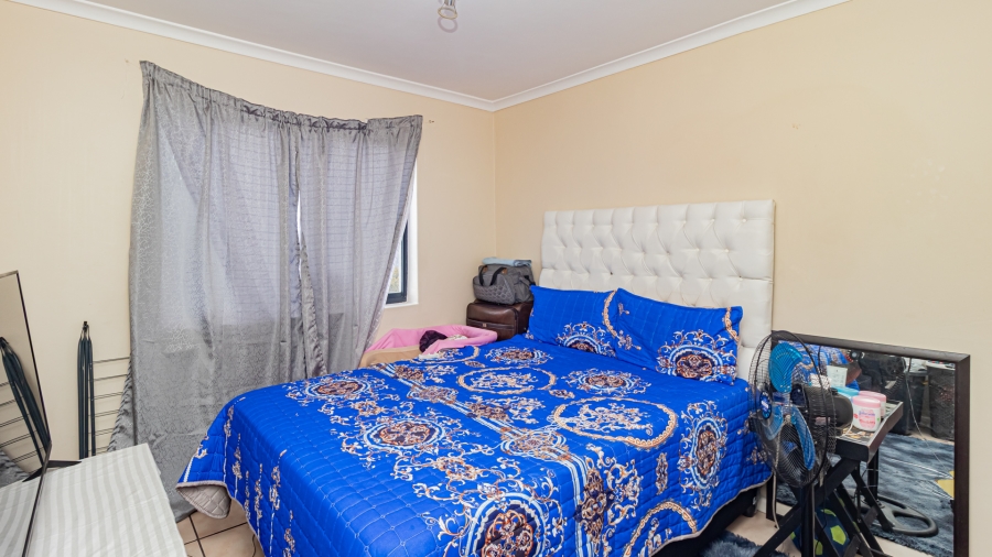 2 Bedroom Property for Sale in Bellville Central Western Cape